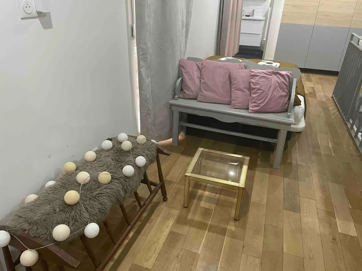 Duplex Au Sentier Secret Au Coeur De شقة باريس